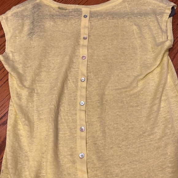Tahari Woman’s Sleeveless Yellow Linen Top Size S - Picture 4 of 4